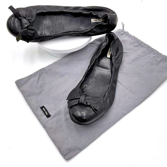 Miu Miu Black Leather Ballet Flats With Leather Bow Detail Size 39.5 / 9 US - Picture 1 of 13